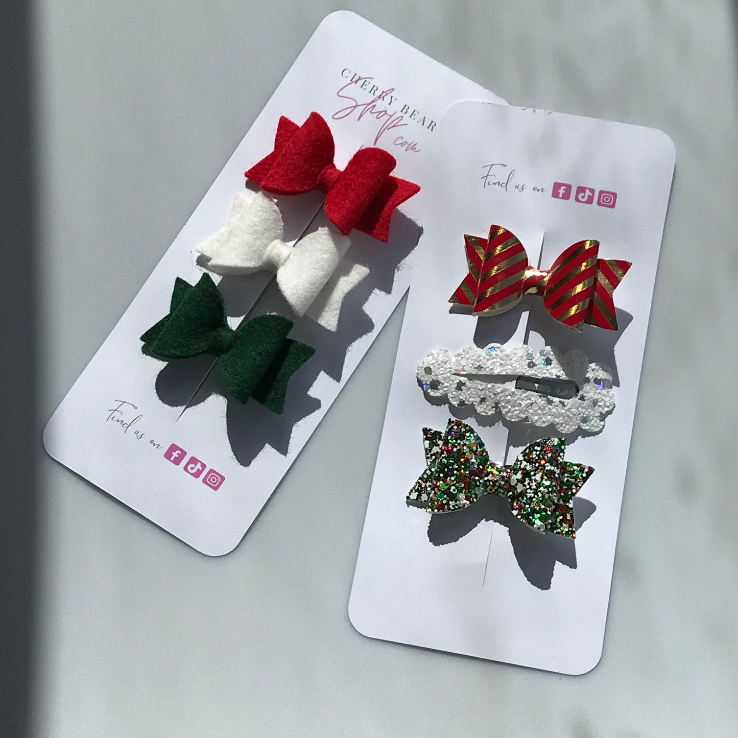 "Yuletide Christmas Hair Bow Set: Festive Red, Green & White Delights"