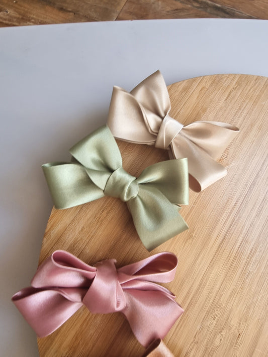 Felicity Bows
