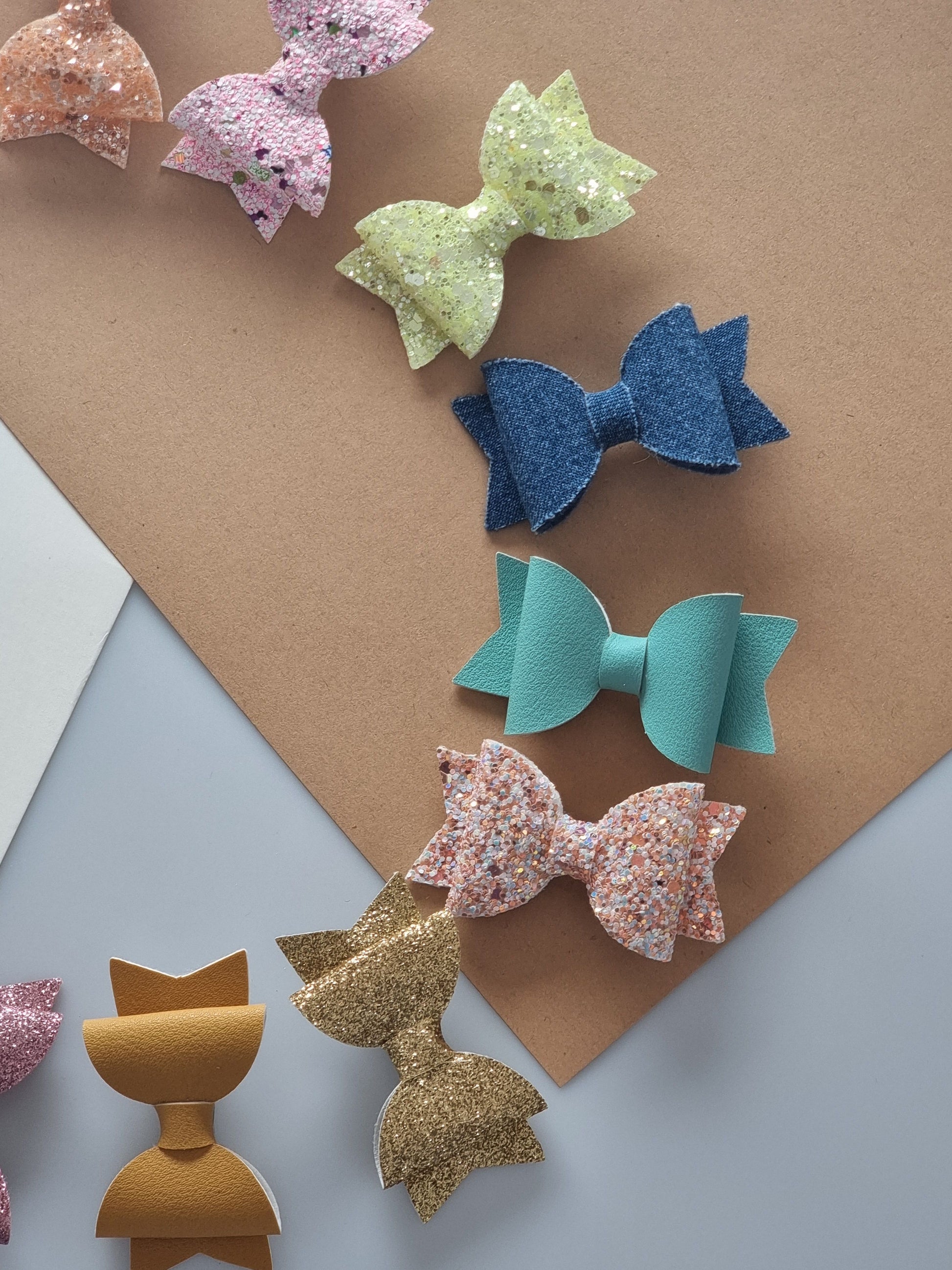 Small Hair Bows